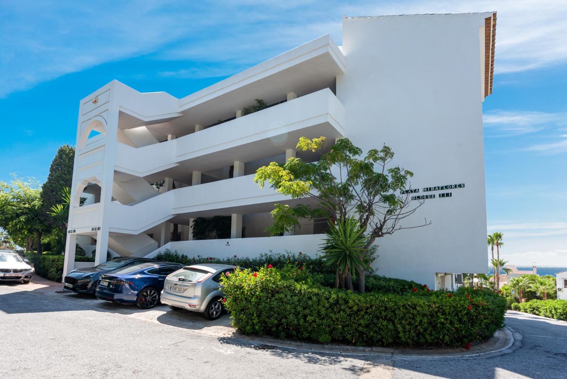 Miraflores Apartments By The Beach Costa Del Sol Ситио-де-Калаонда Экстерьер фото